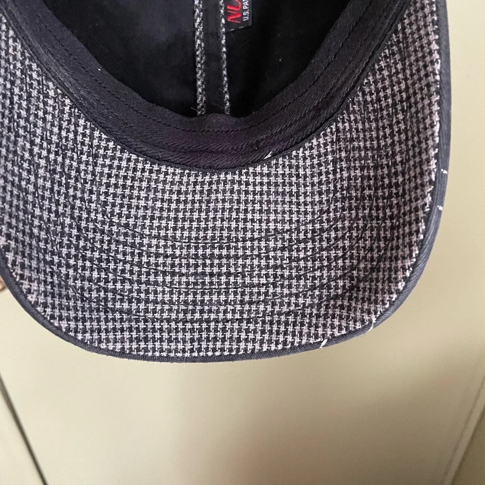 Y2K American Eagle Outfitters Black Cap - Picture 7 of 8